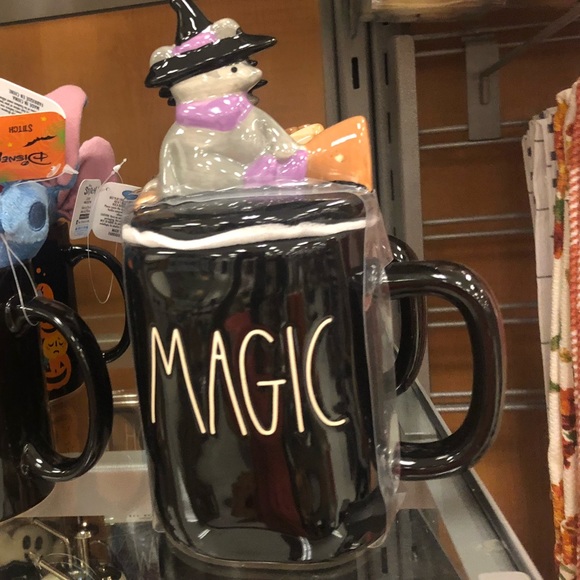 Rae Dunn Other - New Rae Dunn magic Halloween mug with topper